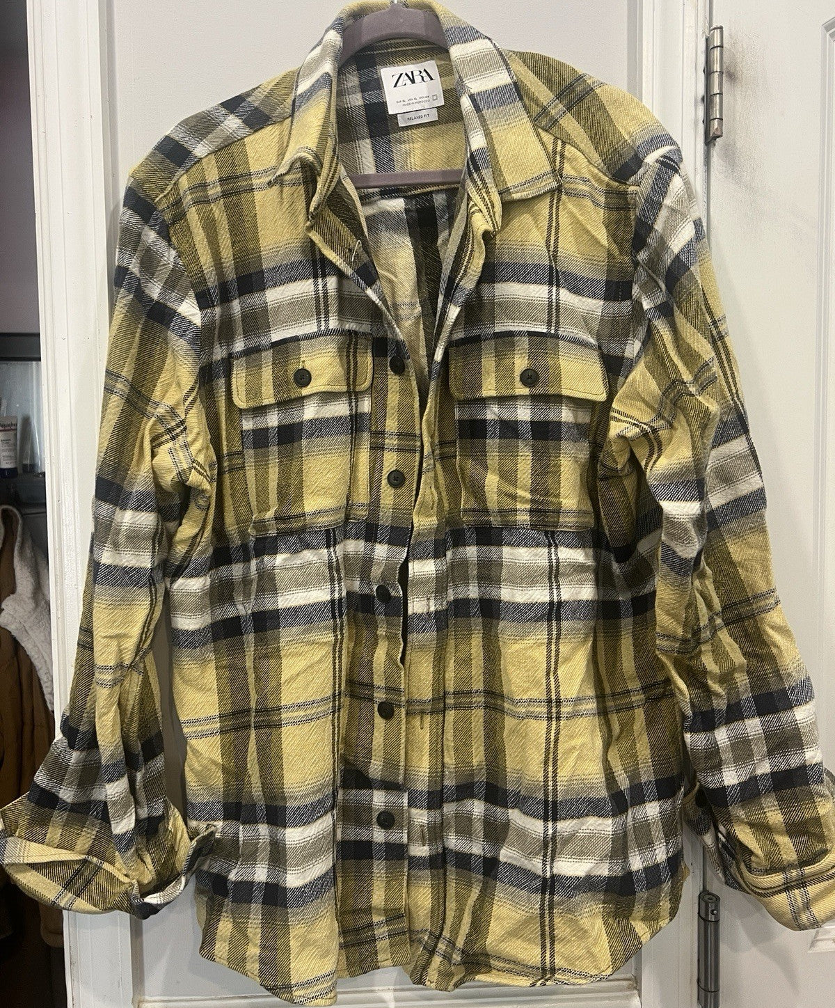 ZARA Men's Plaid Flannel Button-Up Shirt XL Relaxed Fit Yellow Black White0